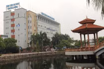 Ăn nhầm bột thông bồn cầu, 44 học sinh tiểu học Bắc An nhập viện