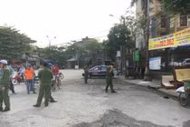 Hải Dương: Nam thanh niên có biểu hiện bất thường, tự dùng dao cứa cổ