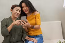 Mẹ chồng không muốn con dâu đi bước nữa