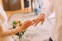 Phụ nữ có tần suất yêu dày đặc dễ gây ra 5 tác hại lớn