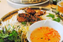 Bún chả Việt Nam lọt top món ăn ngon nhất mùa hè 