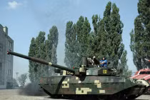 Tận mắt “quái vật tăng” T-84 Oplot của Thái Lan