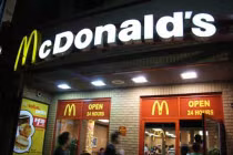 “Ông lớn” McDonald's liên tiếp dính bê bối thực phẩm 