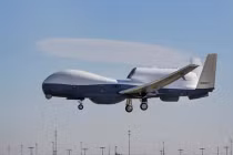 Lộ diện siêu UAV do thám của Hải quân Mỹ