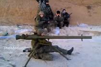 Tiểu đoàn Azov Ukraine bắn súng SPG-9 vào ai?