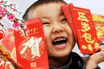 Cha mẹ có thể bị phạt đến 1 triệu đồng nếu lấy tiền lì xì tết của con