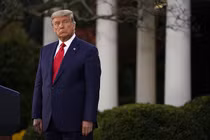 Tổng thống Trump: "Có thể lật ngược kết quả ở ít nhất 4 bang"