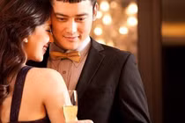 Chồng yêu cô hàng xóm vì lý do vợ chẳng thể ngờ
