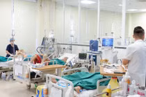 Bộ Y tế yêu cầu chuẩn bị oxy trước số ca mắc COVID-19 tăng cao