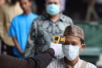 Indonesia “sa lầy” trong cuộc khủng hoảng COVID-19 như thế nào?