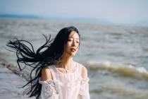 Đi tuần trăng mật, vợ trẻ phát hiện "điểm lạ" của chồng rồi ly hôn