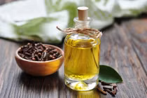 Mách bạn 13 bài thuốc làm dịu cơn đau răng tại nhà