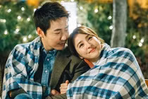 Mua bánh sinh nhật cho đồng nghiệp, vợ phát hiện bí mật của chồng