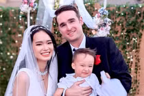 Cô gái quen trai Tây 2 tuần đã có bầu