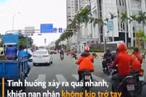 Video: Tên cướp giật điện thoại giữa ngã tư ở TP.HCM