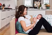 Đàn bà sau khi sinh chọn ở cữ nhà chồng là quá... liều!