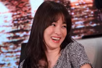 Vì sao Song Hye Kyo ngoại hình thô vẫn là đệ nhất mỹ nhân Kbiz