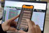 Gom tiền dành dụm đầu tư chứng khoán