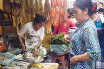 Đặc sản ngoại lên bàn ăn tết Nguyên đán 2018