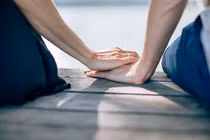 "Đánh ghen thời công nghệ": Ngoại tình - ai đúng ai sai?
