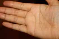 Video: Đường chỉ tay có thể đoán được vận mệnh người?