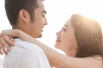 Nhìn điểm này để biết chàng có phải mẫu đàn ông yêu vợ thương con