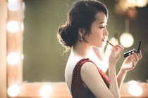 Phụ nữ hơn nhau ở 'bản lĩnh' chứ không phải 'tấm chồng'