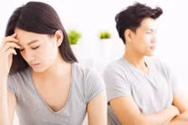 7 thói quen trước khi đi ngủ phanh phui tình cảm vợ chồng