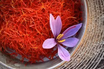 Video: Vì sao saffron là gia vị đắt nhất thế giới, hơn 10.000 USD/kg?