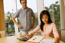 Đau đầu vì vợ luôn miệng bì tị chuyện đóng góp Tết với nhà chồng