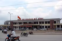 Cô gái tố bị sàm sỡ ở bến xe Mỹ Đình, hô hoán không ai giúp