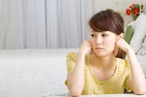 Em chồng muốn cưới gấp, duy chỉ mẹ chồng tôi đập bàn phản đối