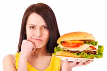 Dừng ngay việc ăn quá nhanh nếu không muốn “tàn phá” sức khỏe