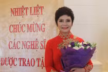 NSND Minh Châu: Tôi hiện đại lắm, vẫn Facebook, Zalo hàng ngày!