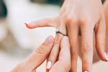 Giấc mơ báo hiệu bạn sắp phát tài, chuẩn bị két sắt đựng tiền
