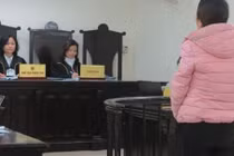 Người đàn bà ở tuổi 54 vẫn bán dâm cho… trai trẻ
