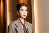Ngọc Trinh vướng loạt ồn ào trước vụ buông tay lái mô tô