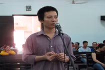 Dượng nổi thú tính hiếp dâm cháu gái 10 tuổi