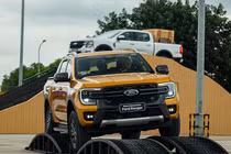 Xem “vua bán tải” Ford Ranger tiến hoá qua từng thời kỳ