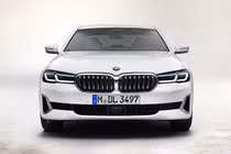 BMW 5-Series 2021 gần 2 tỷ sắp về Việt Nam, đấu Mercedes E-Class?