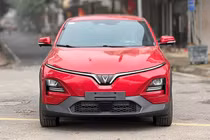 VinFast VF6 mới chỉ chạy 450km lên sàn xe cũ, giá bán bất ngờ