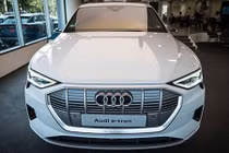 Chi tiết xe điện Audi e-tron giá từ 3,7 tỷ tại Thái Lan