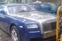 Siêu xe sang chục tỷ Rolls-Royce Ghost "vứt không ai nhặt"