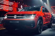 Cận cảnh Volkswagen Teramont X cao nhất hơn 2,1 tỷ tại Việt Nam
