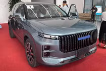 Cận cảnh Chery Jaecoo 7 SUV "ăn xăng" chỉ 1 lít/100 km tại Hà Nội