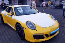 Siêu xe Porsche 911 GTS 2017 giá hơn 8 tỷ về Việt Nam