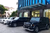 "Soi" loạt xe sang tiền tỷ, biển khủng tại Quảng Bình