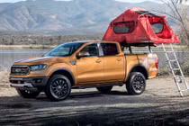Xe bán tải Ford Ranger bị triệu hồi vì lỗi đèn hậu