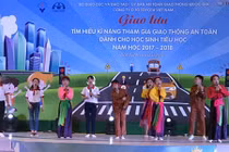 Toyota 12 năm đồng hành cùng trẻ em Việt học ATGT