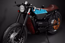 Môtô điện Honda cafe racer chạy 120km/1 lần xạc 